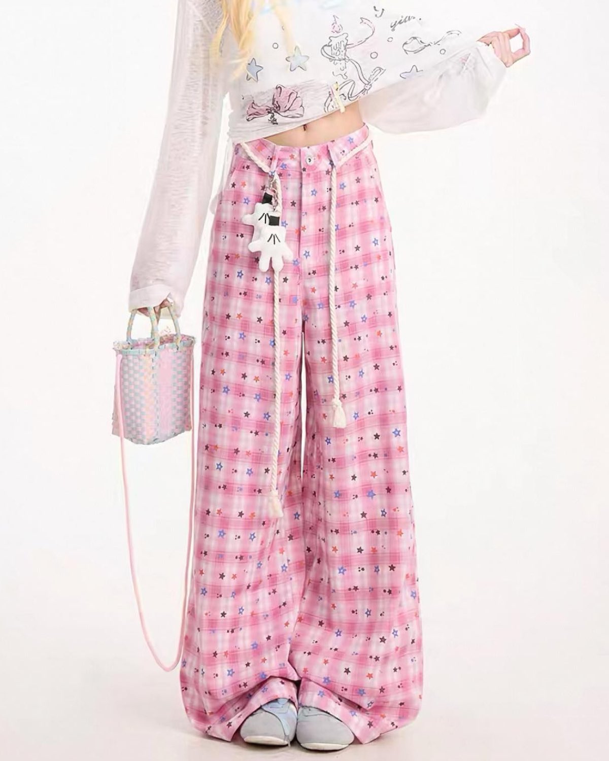 Harajuku Pink Plaid Pants Closer Up