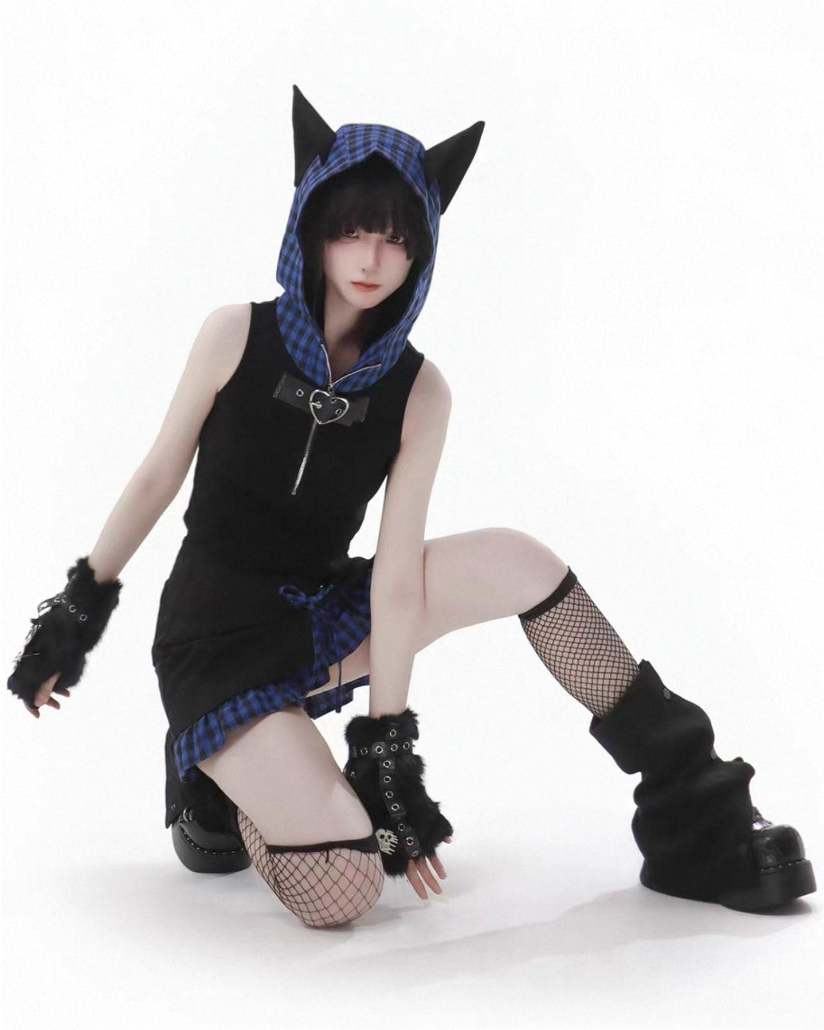 Patchwork Cat Ears Vest On Model Posing On Knees