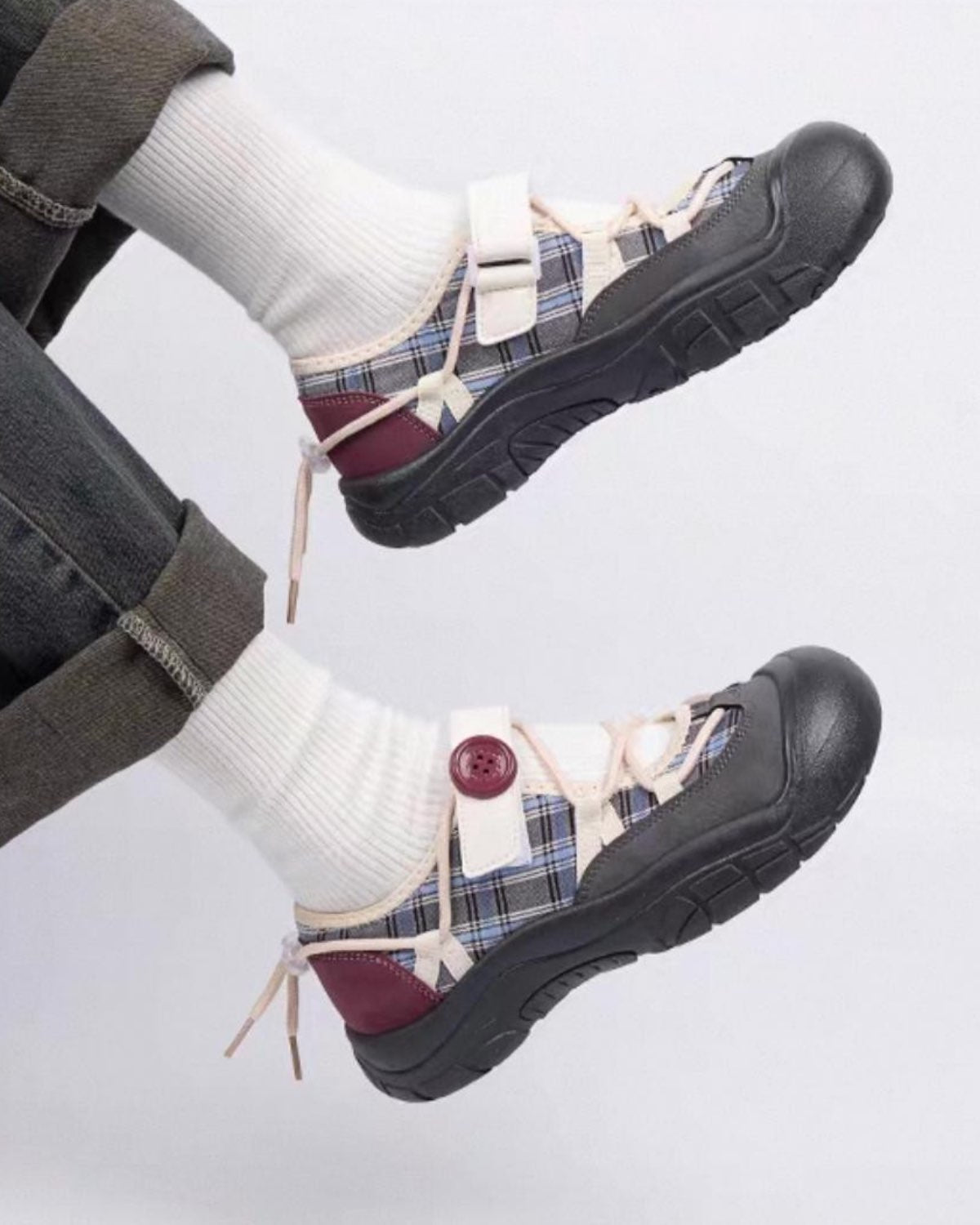 Velcro Retro Sneakers Swaying Legs